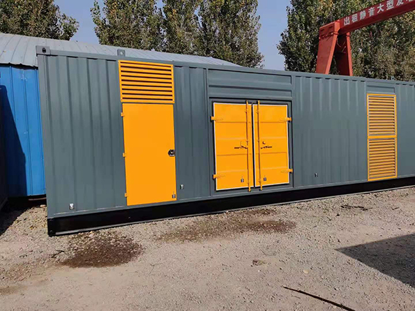 鹰潭300kw 柴油发电机组用多大的空气开关？