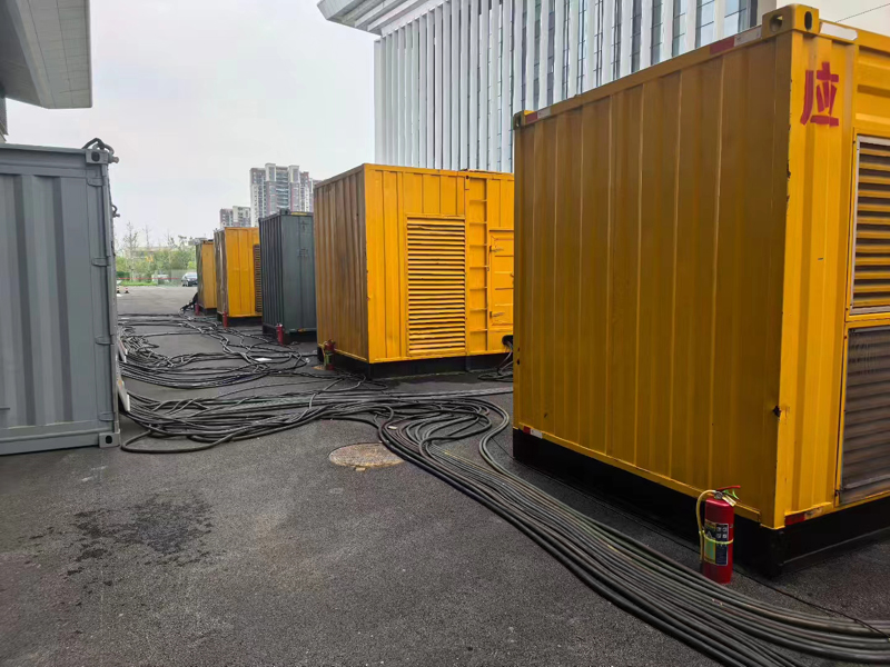 鹰潭不同季节柴油发电机组保养有哪些注意事项?