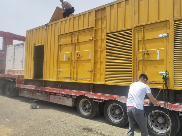 鹰潭发电机出租100KW发电机需要什么规格的电缆线？