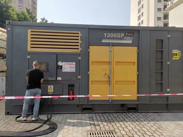 鹰潭500KW发电机组冬季应该配多大的启动电瓶?